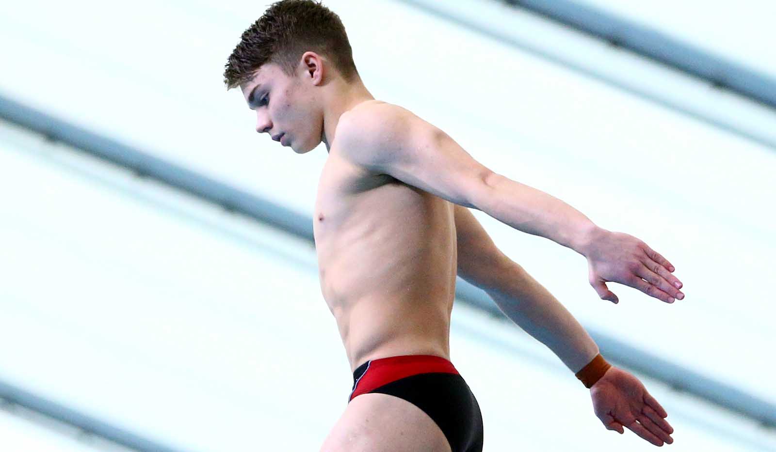 Calgary: four Canadian divers advance to finals